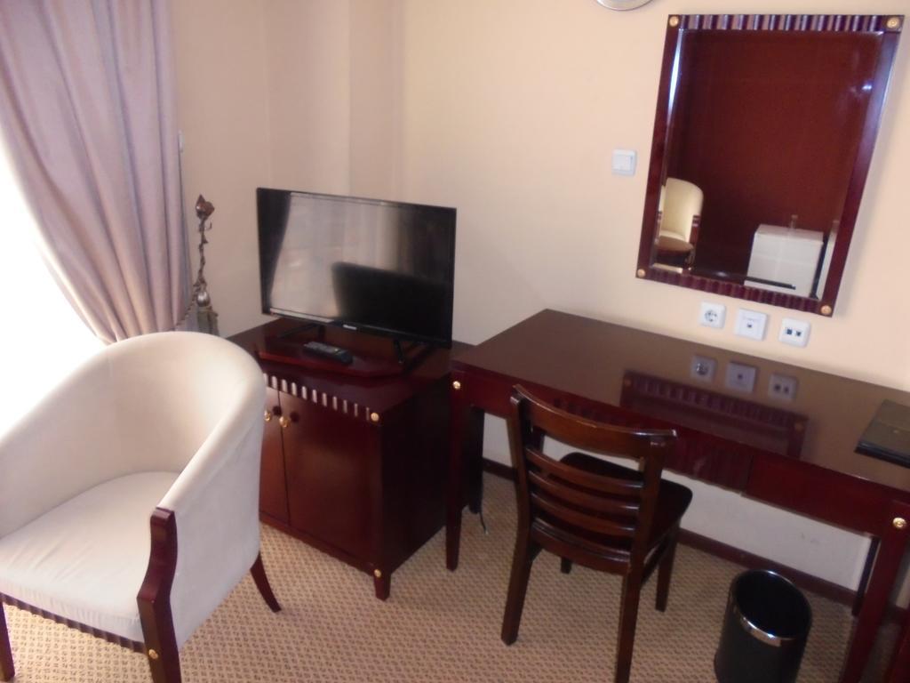 Soramba Hotel Business Plc Addis Ababa Ngoại thất bức ảnh