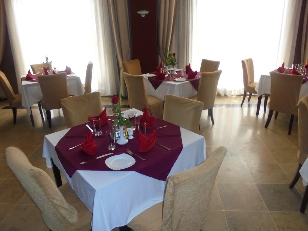 Soramba Hotel Business Plc Addis Ababa Ngoại thất bức ảnh
