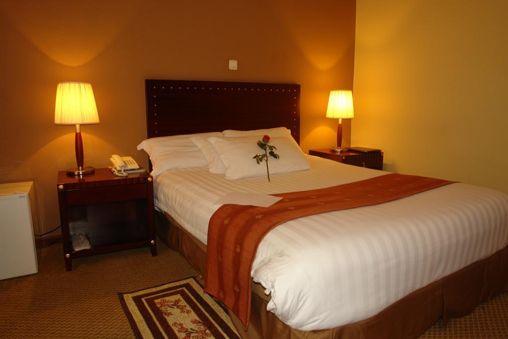 Soramba Hotel Business Plc Addis Ababa Ngoại thất bức ảnh