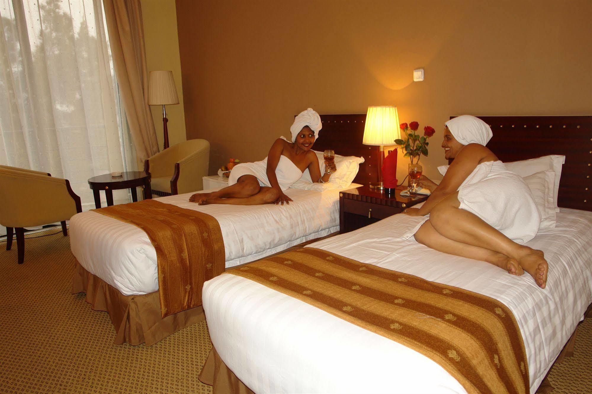 Soramba Hotel Business Plc Addis Ababa Ngoại thất bức ảnh